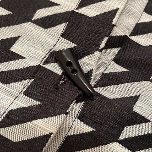 NEW ala Bala Houndstooth Pleated Shacket – Statement Button-Down Blazer (XL) - Picture 13 of 17